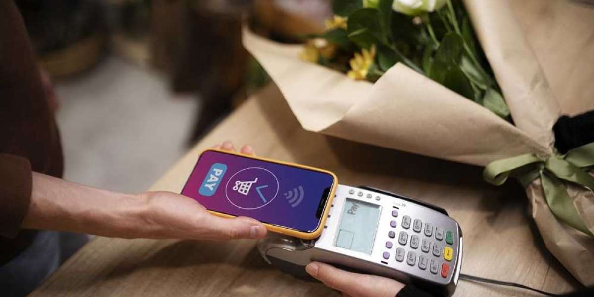 How Fintech Payment Solutions are Reshaping the Retail Industry