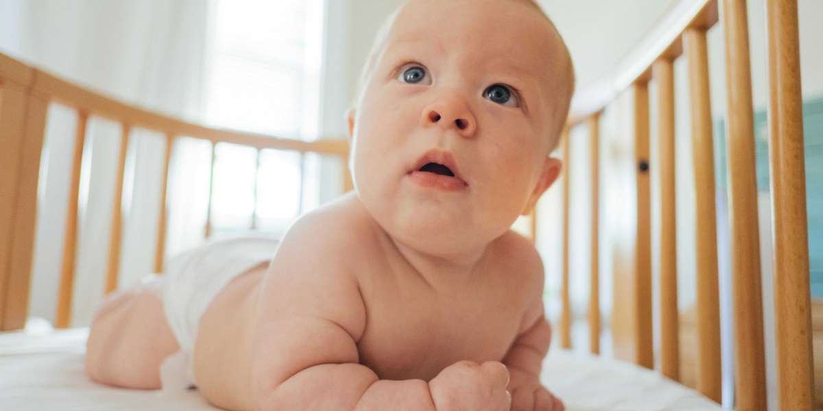 Pampers Perfection: Essential Tips for New Parents in the UAE