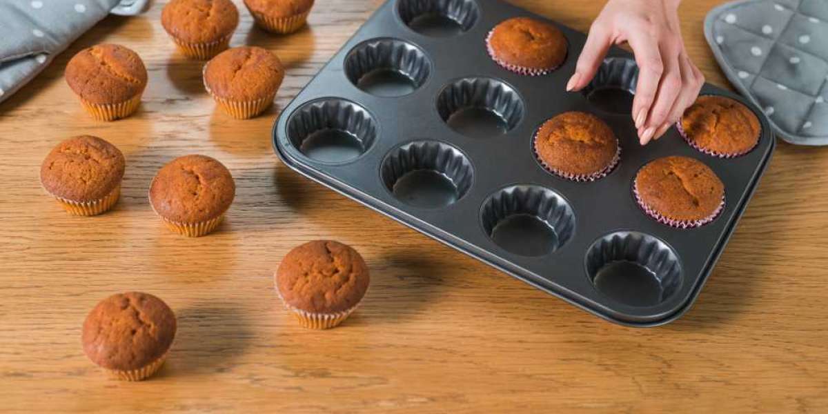 Top Cake Molds to Elevate Your Baking Experience in Dubai 