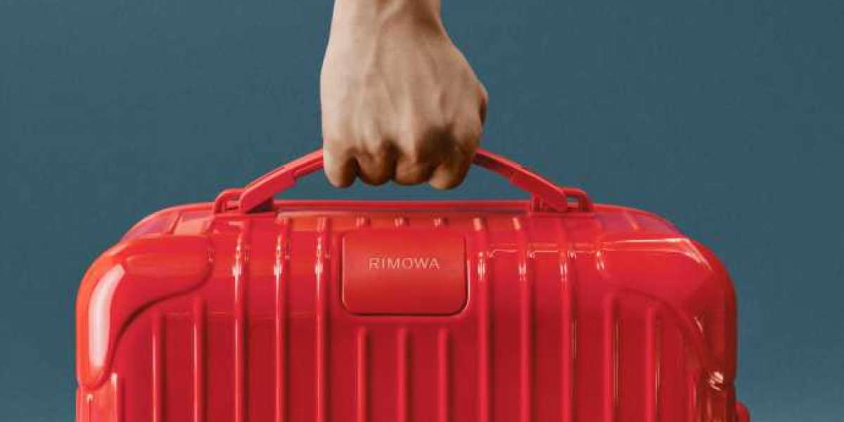 Rimowa：旅行中的優雅伴侶