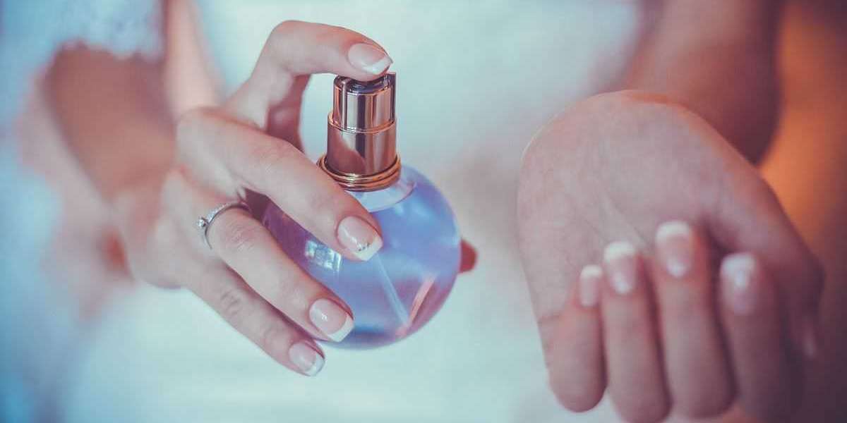 The Art Of Sweet-Smelling Perfume And How They Are Designed