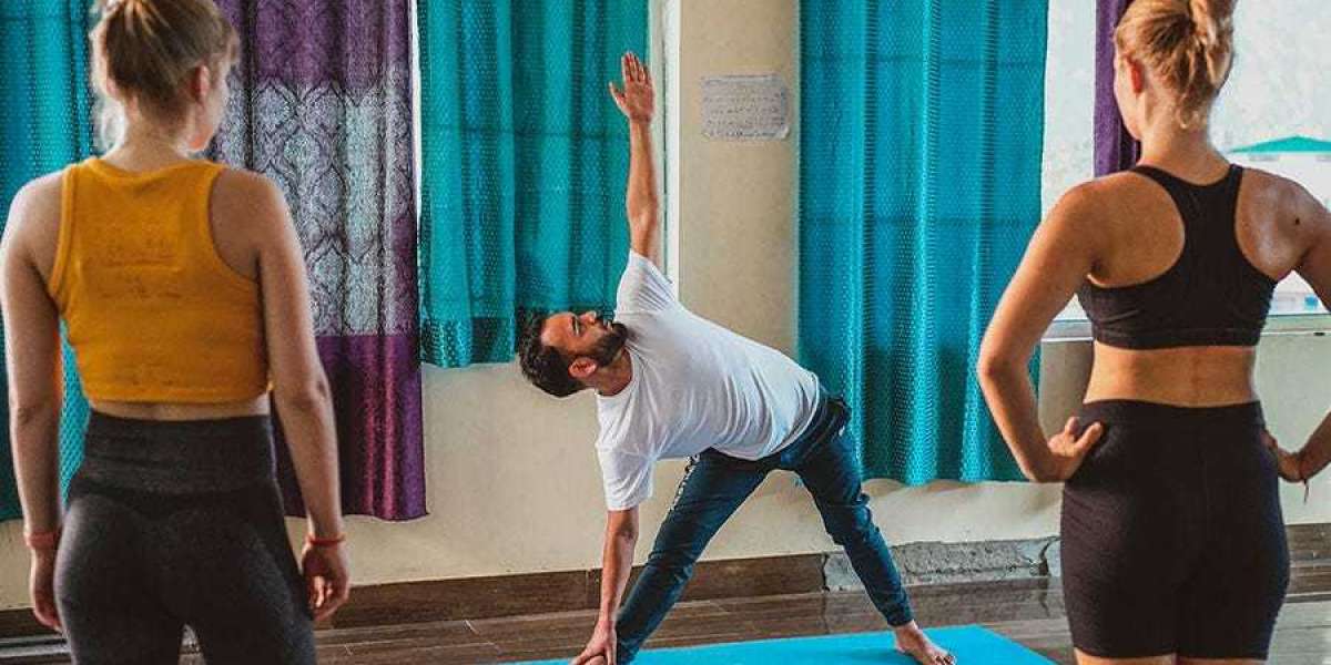 500 Hour Yoga Teacher Training In Rishikesh