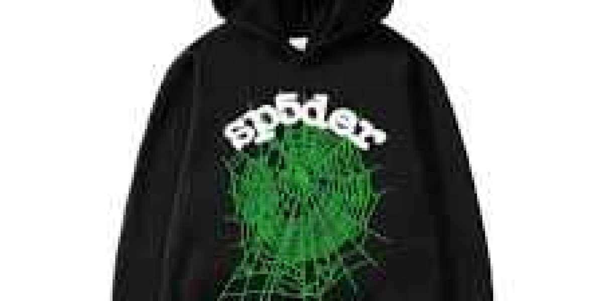 The Rising Trend of SP5DER Hoodies: A Blend of Style and Streetwear Culture